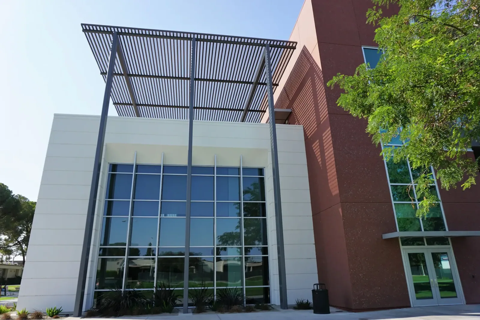 College and University Roof Repair in Costa Mesa, CA