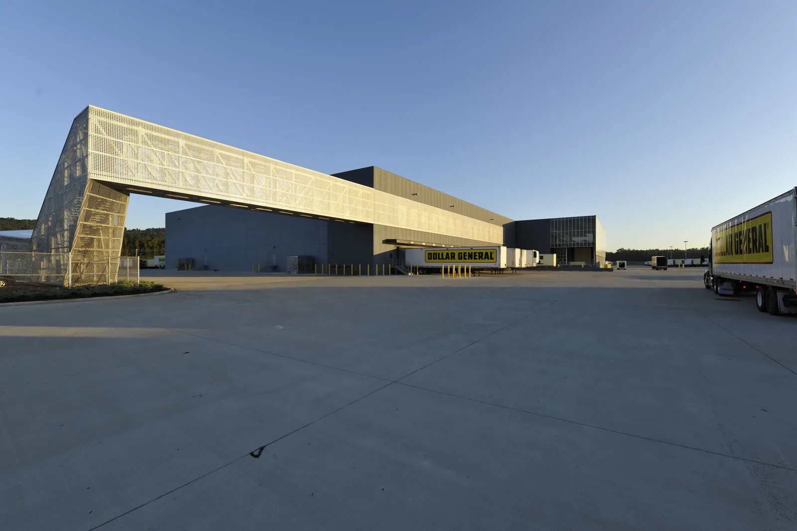 Distribution Center Roofing in Costa Mesa, CA