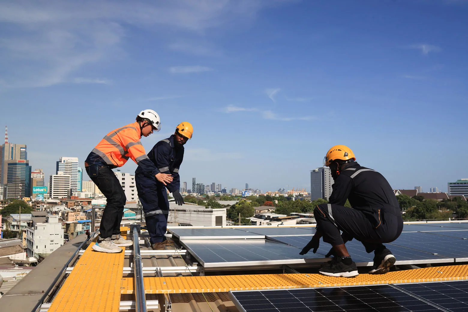 Solar-Ready Commercial Roofing in Costa Mesa, CA